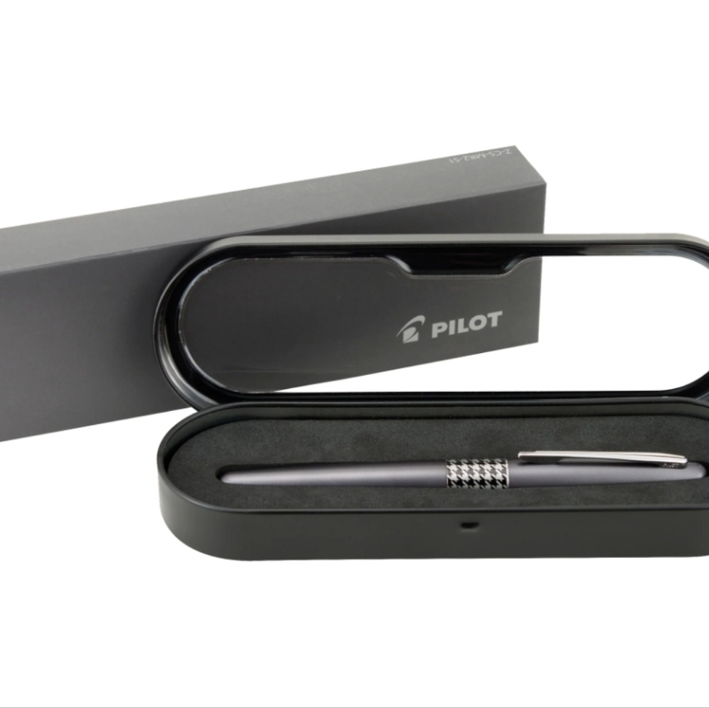 Pilot Fountain Pen - MR Collection - Retro Pop - Gray Houndstooth Stationary Pen
